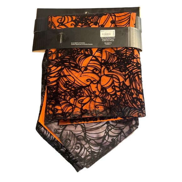 Nos Pier 1 Imports Halloween Glitter Spider Web Mantel Scarf Black & Orange - Picture 4 of 4